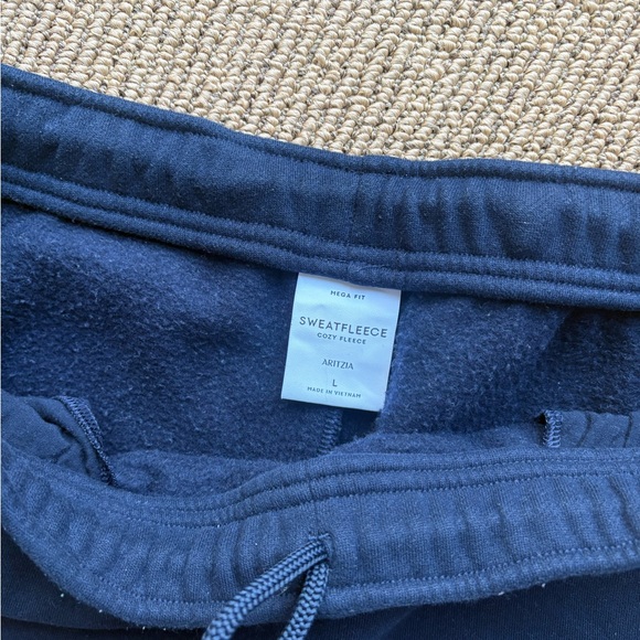 Aritzia Pants - Aritzia Sweatfleece Straight Leg Sweatpants